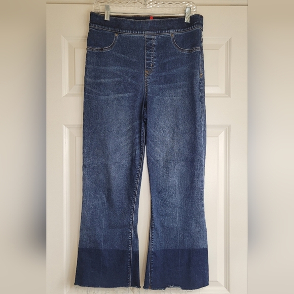 Spanx Two-Tone Raw Hem Cropped Flare Jeans - Size L - Picture 2 of 10